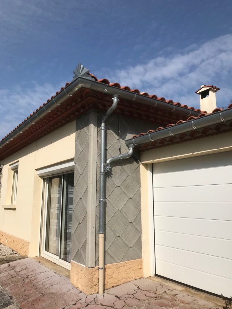 Réalisation de zinguerie - près de Colomiers Réalisation de zinguerie - près de Colomiers